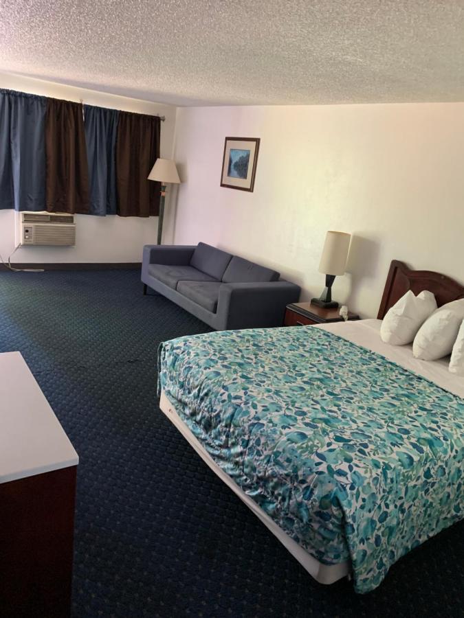 Smokey Point Motor Inn Arlington Dış mekan fotoğraf