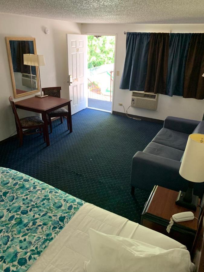 Smokey Point Motor Inn Arlington Dış mekan fotoğraf